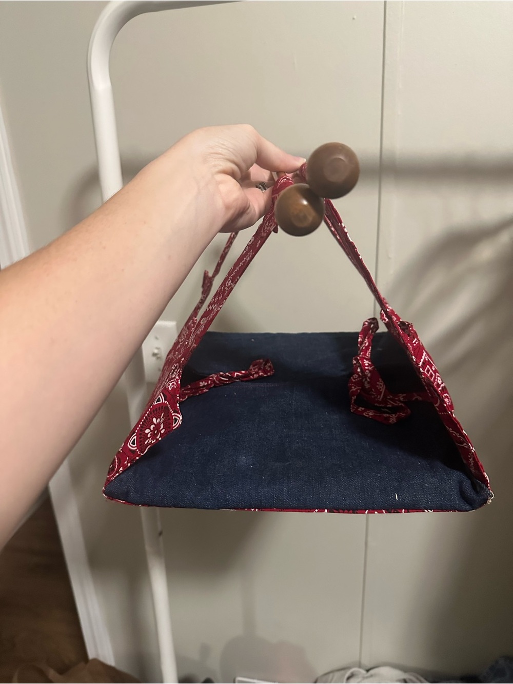 Vintage Casserole Dish Carrier